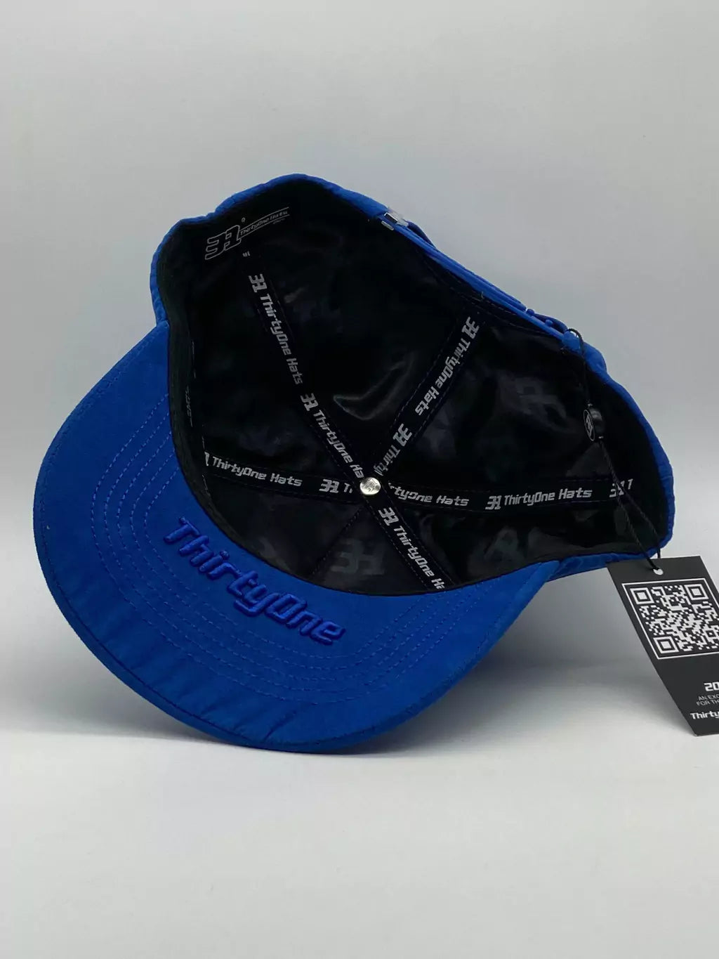 31 HATS // LA CLOUD AZUL